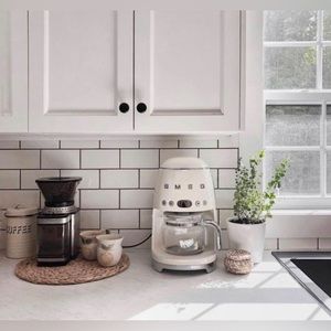 Beautiful SMEG Coffee Maker in Cream